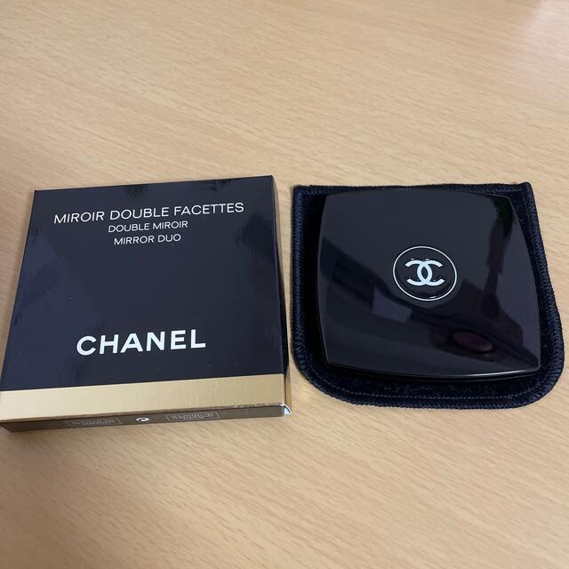 CHANEL(シャネル)のシャネル鏡 インテリア/住まい/日用品の収納家具(ドレッサー/鏡台)の商品写真