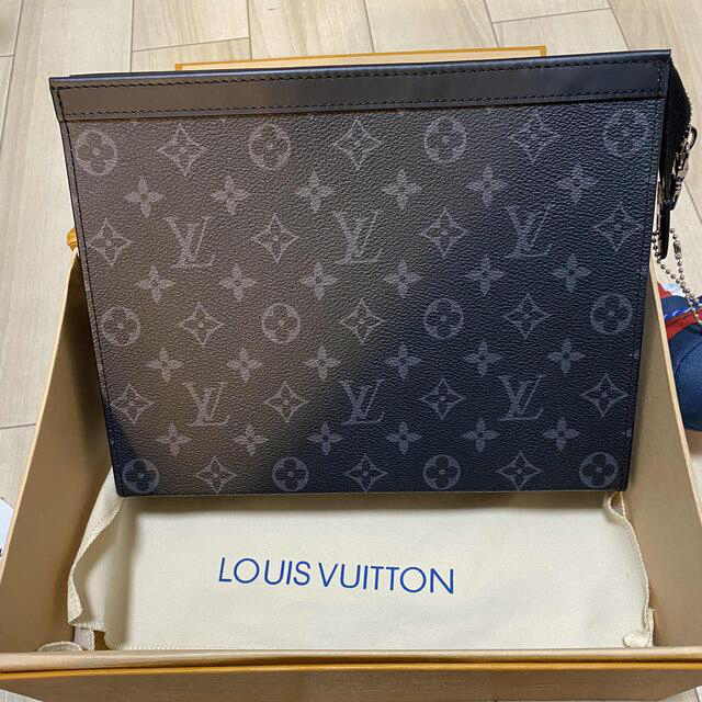 LOUIS VUITTONクラッチバッグ