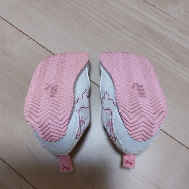 PUMA(プーマ)の専用★ベビーシューズ　ファーストシューズ　女の子　PUMA　12cm キッズ/ベビー/マタニティのベビー靴/シューズ(~14cm)(スニーカー)の商品写真