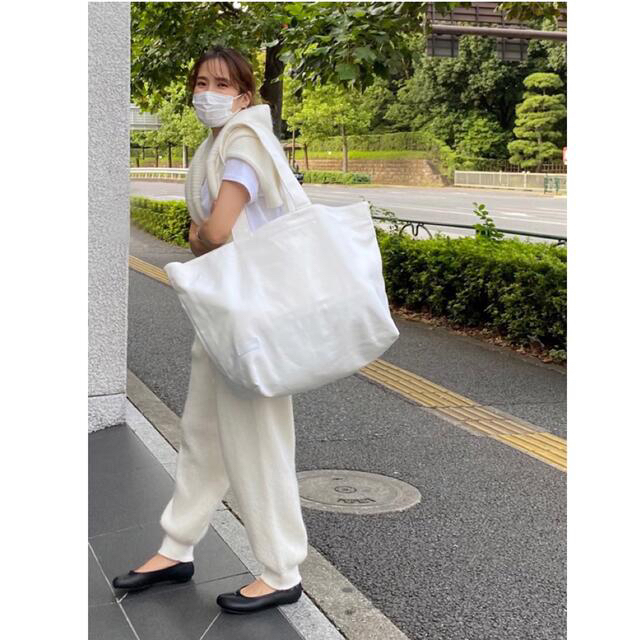 ETRE TOKYO ビッグドロストトートバッグ エトレ トウキョウ レディースのバッグ(トートバッグ)の商品写真