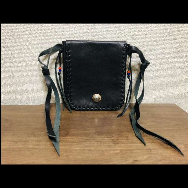 メディスンバッグ ブラックレザー コンチョ ホワイトハーツ バイカー