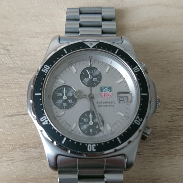 タグホイヤー TAG Heuerプロフェッショナル200クロノ 870.260