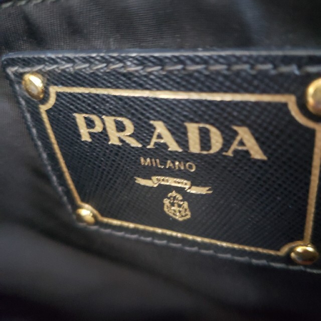 PRADA(プラダ)のPRADAトートバッグ♪ レディースのバッグ(トートバッグ)の商品写真