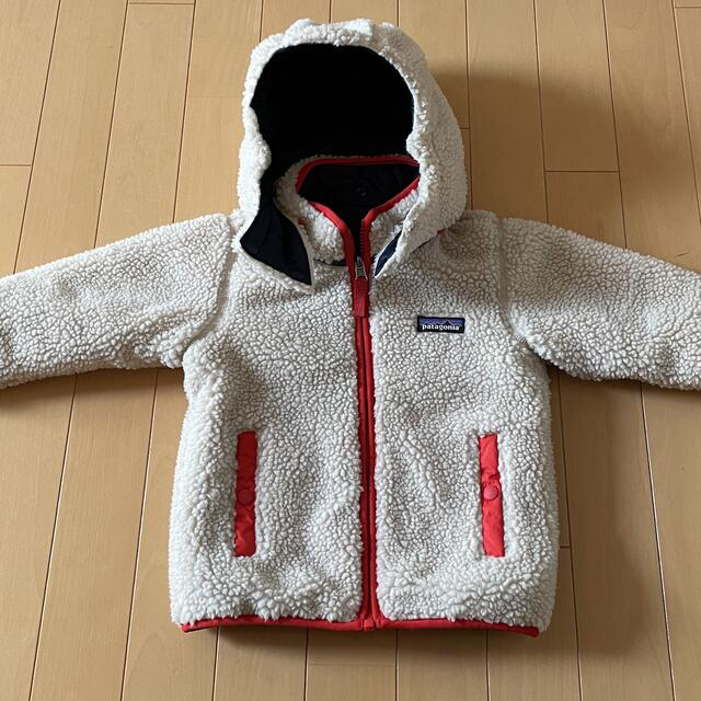 patagonia(パタゴニア)のパタゴニア リバーシブルジャケット 3T キッズ/ベビー/マタニティのキッズ服男の子用(90cm~)(ジャケット/上着)の商品写真