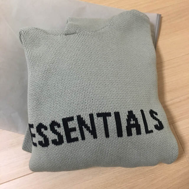 Essential(エッセンシャル)の ESSENTIALS エッセンシャルズ グリーン ニット フーディ メンズのトップス(ニット/セーター)の商品写真