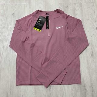 ナイキ(NIKE)の専用　☆新品☆ナイキ 長袖トップス 、スコート　US-XS  計2点(ウェア)