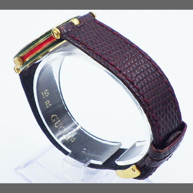 Gucci(グッチ)のGUCCI(グッチ）シェリーライン　腕時計　オールドグッチ　レディースウォッチ レディースのファッション小物(腕時計)の商品写真