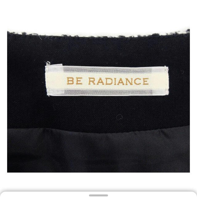 BE RADIANCE(ビーラディエンス)のBE RADIENCEツイードウールタイトミニスカート レディースのスカート(ミニスカート)の商品写真