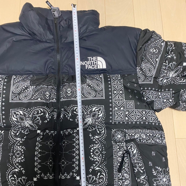 THE NORTH FACE(ザノースフェイス)のノースフェイス 海外ヌプシ バンダナ ペイズリー 1996 NUPTSE メンズのジャケット/アウター(ダウンジャケット)の商品写真