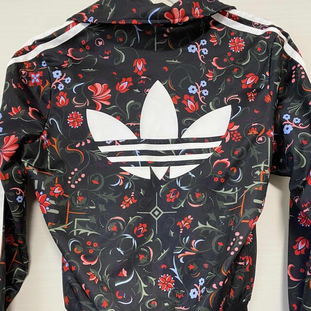 adidas(アディダス)のアディダスオリジナル　トラックトップ レディースのトップス(その他)の商品写真