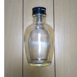 ガラス瓶　ジュースの空き瓶(容器)