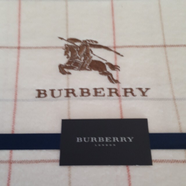 BURBERRY(バーバリー)の最終セール！BURBERRY　シーツ インテリア/住まい/日用品の寝具(シーツ/カバー)の商品写真