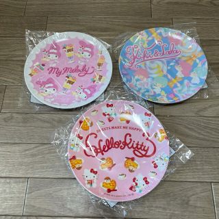 サンリオ(サンリオ)の【新品】サンリオ　プレート　お皿　3枚セット(食器)