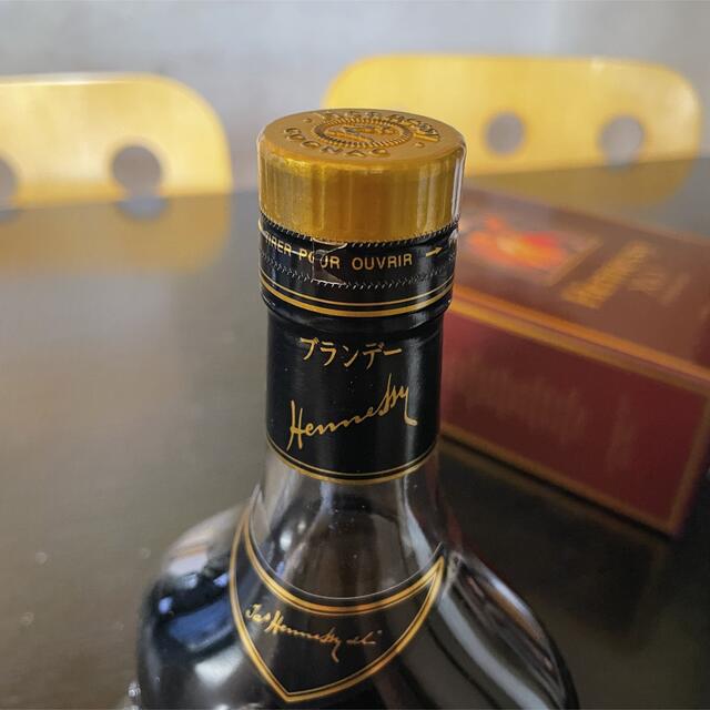 ヘネシーX.O Cognac Hennessy 金キャップ 箱付き 700ml 食品/飲料/酒の酒(ブランデー)の商品写真