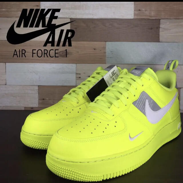 NIKE AIR FORCE 1 '07 LV8 28.5cm 新品