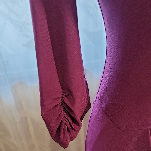 ワンピース　紫　Mimi  GranT  レディースのワンピース(ひざ丈ワンピース)の商品写真