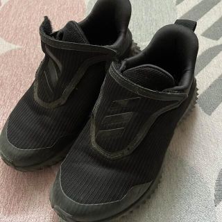 アディダス(adidas)のadidas スニーカー 18cm(スニーカー)