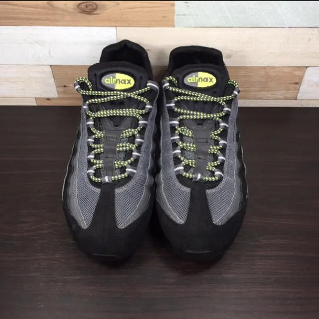大特価特価 NIKE - NIKE AIR MAX 95 ESSENTIAL 27.5cmの通販 by USED☆SNKRS |ナイキならラクマ 超歓迎通販