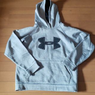 アンダーアーマー(UNDER ARMOUR)のアンダーアーマーパーカー(ジャケット/上着)