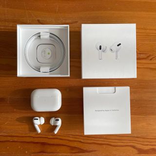 アップル(Apple)の【正規品】Apple AirPods Pro (イヤホン交換済)(ヘッドフォン/イヤフォン)