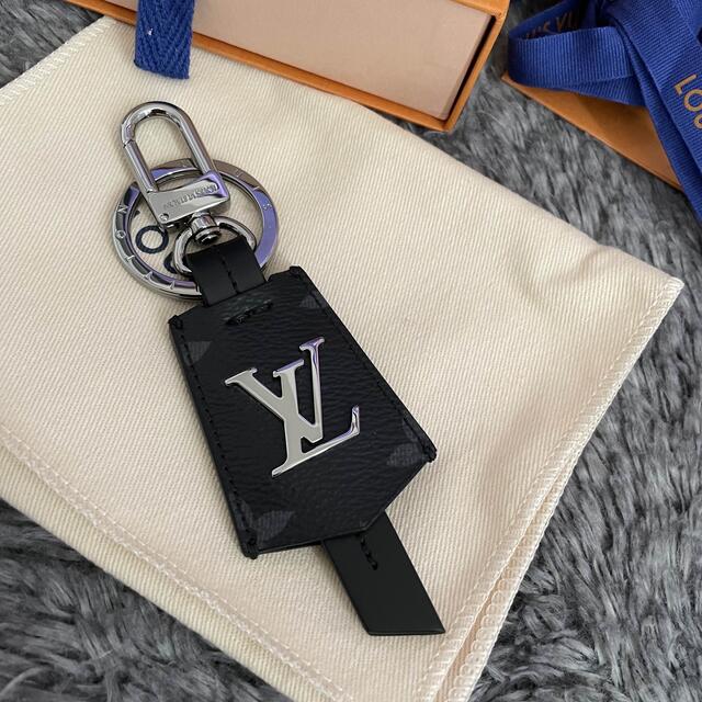 LOUIS VUITTON(ルイヴィトン)のルイヴィトン キーホルダー メンズのファッション小物(キーホルダー)の商品写真