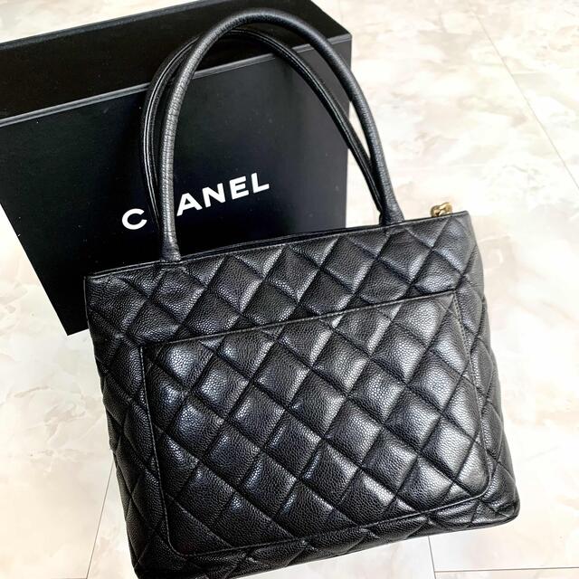 CHANEL(シャネル)の《クーポン限定》正規品◆美品 CHANEL 復刻トート キャビアスキン ブラック レディースのバッグ(トートバッグ)の商品写真