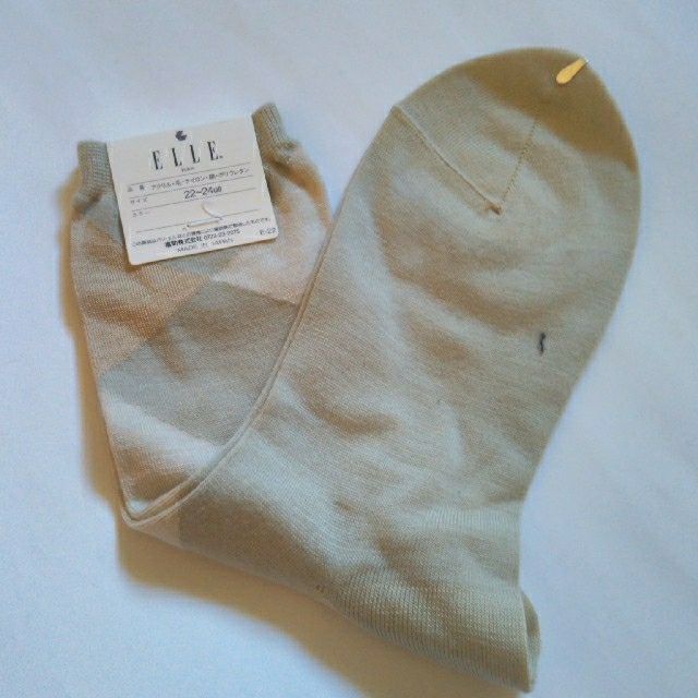 ELLE(エル)の【新品未使用】　ELLE  レディース靴下 レディースのレッグウェア(ソックス)の商品写真