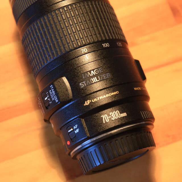 Canon(キヤノン)のCanon EF70-300mm f/4-5.6【専用】 スマホ/家電/カメラのカメラ(レンズ(ズーム))の商品写真