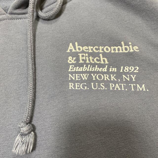 Abercrombie&Fitch(アバクロンビーアンドフィッチ)のアバクロ　ソフトロゴフーディ レディースのトップス(パーカー)の商品写真