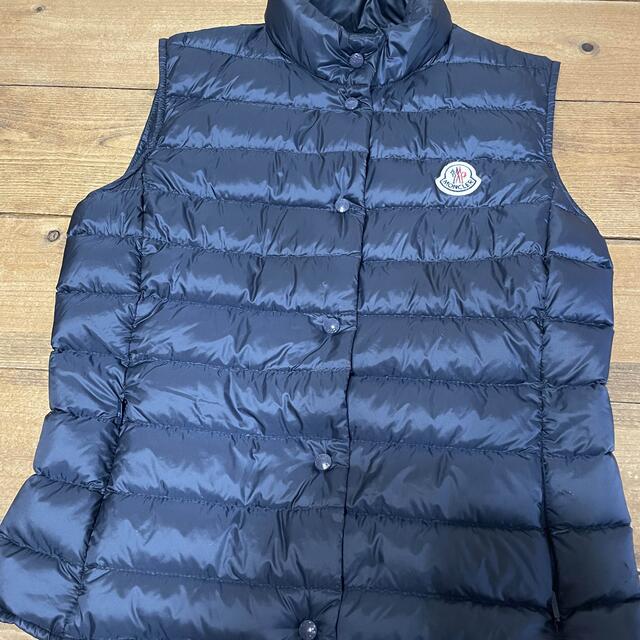 MONCLER(モンクレール)のモンクレール　LIANE ダウンベスト レディースのジャケット/アウター(ダウンベスト)の商品写真