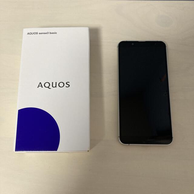 AQUOS(アクオス)の[新品]AQUOS sense3 basic シルバー 32 GB SIMフリー スマホ/家電/カメラのスマートフォン/携帯電話(スマートフォン本体)の商品写真