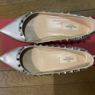 ヴァレンティノ(VALENTINO)のバレンティノ  パンプス(ハイヒール/パンプス)