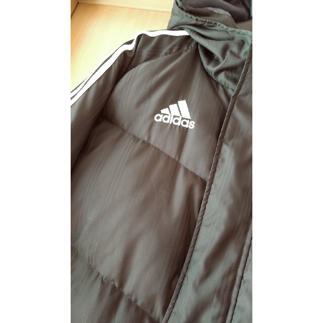 adidas(アディダス)のなおつま様専用♪adidas★ダウン&フェザーベンチコート160防寒アディダス スポーツ/アウトドアのサッカー/フットサル(ウェア)の商品写真