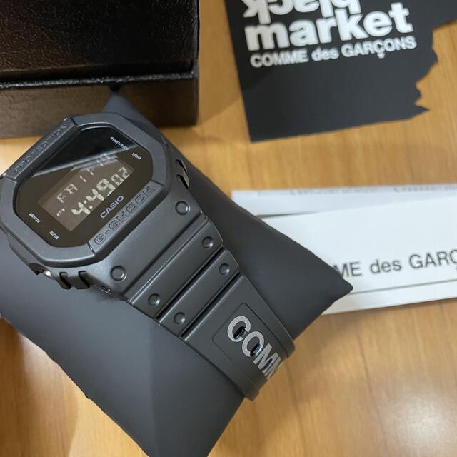 COMME des GARCONS(コムデギャルソン)のコムデギャルソン 闇市 G-SHOCK ブラックマーケット Casio メンズの時計(腕時計(デジタル))の商品写真