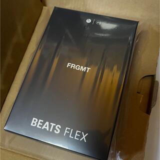 ビーツバイドクタードレ(Beats by Dr Dre)のBeats Flex スペシャルエディション fragment design(ヘッドフォン/イヤフォン)