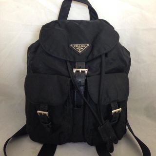 プラダ(PRADA)の美品☆PRADA 黒色 ナイロンリュック(リュック/バックパック)