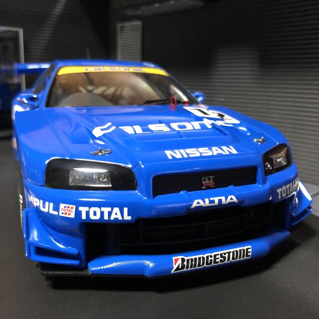 未展示品　オートアート　1/18 JGTC 2002 カルソニック スカイライン