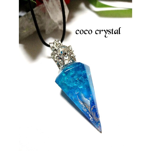 《妖精の秘宝石》ヒマラヤ水晶ペンデュラム型ネックレス（ハイブリッドオパール使用） ハンドメイドのアクセサリー(ネックレス)の商品写真