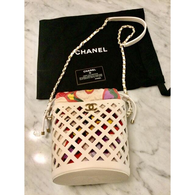 新品レア♢CHANEL♢チェーンショルダー