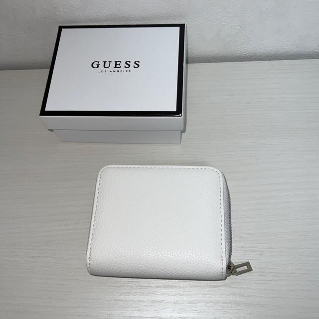 GUESS(ゲス)のGUESS mini Wallet レディースのファッション小物(財布)の商品写真