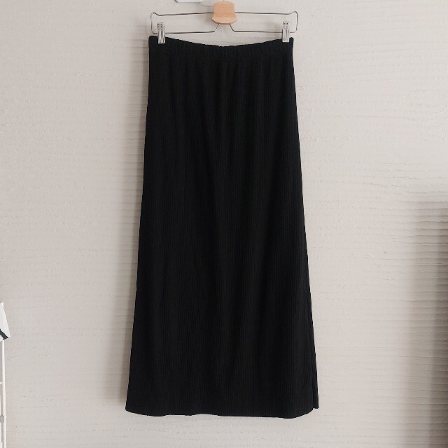 coen(コーエン)の37様専用coenテレコリブロングスカート※ブラックM レディースのスカート(ロングスカート)の商品写真
