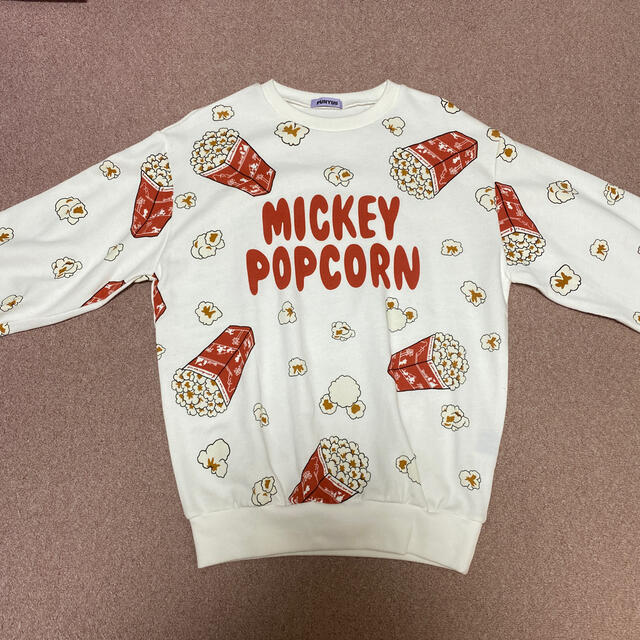 PUNYUS(プニュズ)のPUNYUS ディズニー 「mickey popcorn」トレーナー レディースのトップス(トレーナー/スウェット)の商品写真