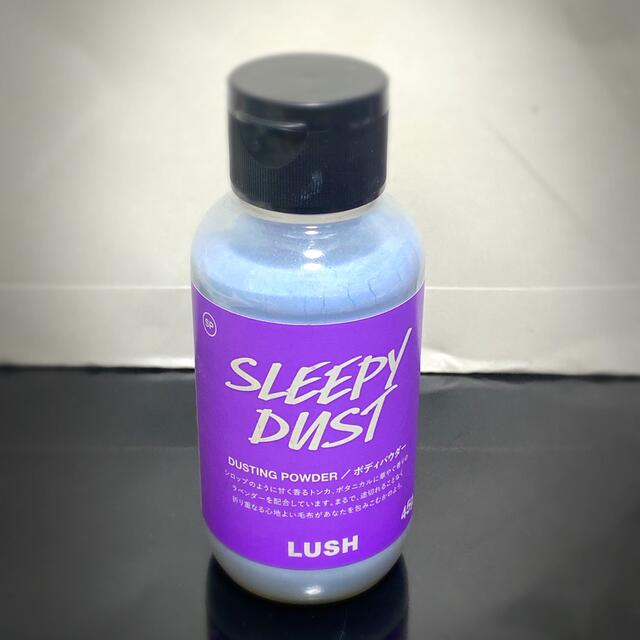 LUSH(ラッシュ)の※期限切れ LUSH スリーピーダスト コスメ/美容のボディケア(ボディパウダー)の商品写真