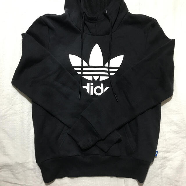 adidas パーカー　黒