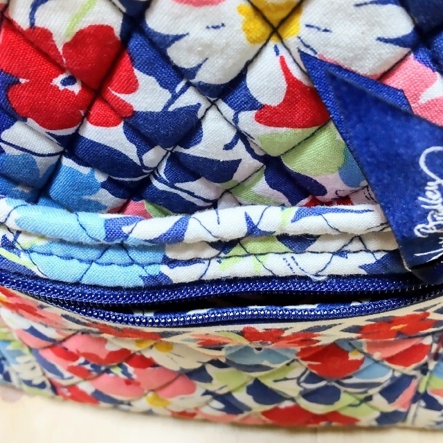 Vera Bradley(ヴェラブラッドリー)のVera Bradley　ヴェラ·ブラッドリー　トートバッグ レディースのバッグ(トートバッグ)の商品写真