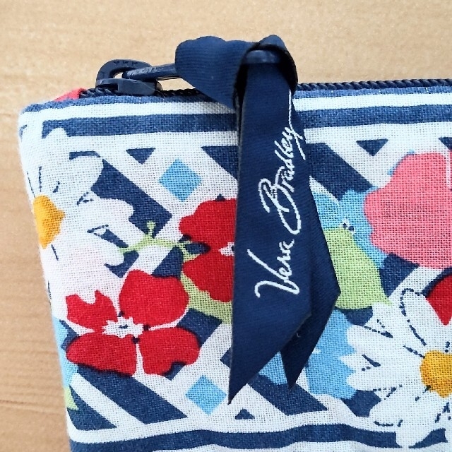 Vera Bradley(ヴェラブラッドリー)のVera Bradley　ヴェラ·ブラッドリー　トートバッグ レディースのバッグ(トートバッグ)の商品写真