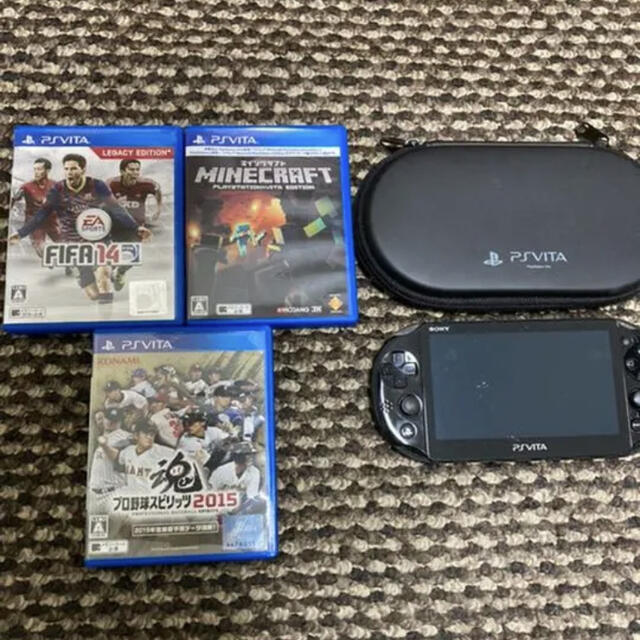 PlayStation Vita(プレイステーションヴィータ)のSONY PlayStationVITA 本体  PCH-2000 ZA11 エンタメ/ホビーのゲームソフト/ゲーム機本体(携帯用ゲーム機本体)の商品写真