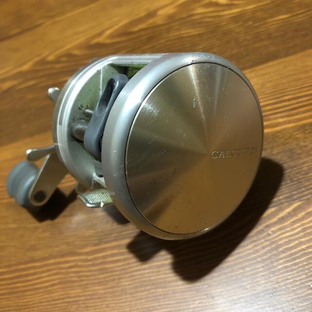 SHIMANO - カルカッタ200の通販 by shin's shop｜シマノならラクマ