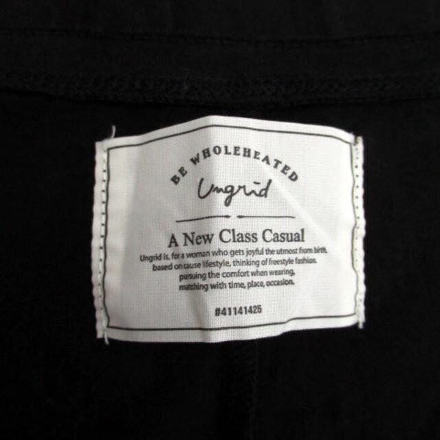 Ungrid(アングリッド)のアングリッド UNGRID Tシャツ カットソー 五分袖 スリットネック 無地 レディースのレディース その他(その他)の商品写真