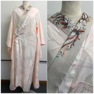 ★振袖の 長襦袢　刺繍衿　ピンク　裄67 ★ 3367ｊ(振袖)